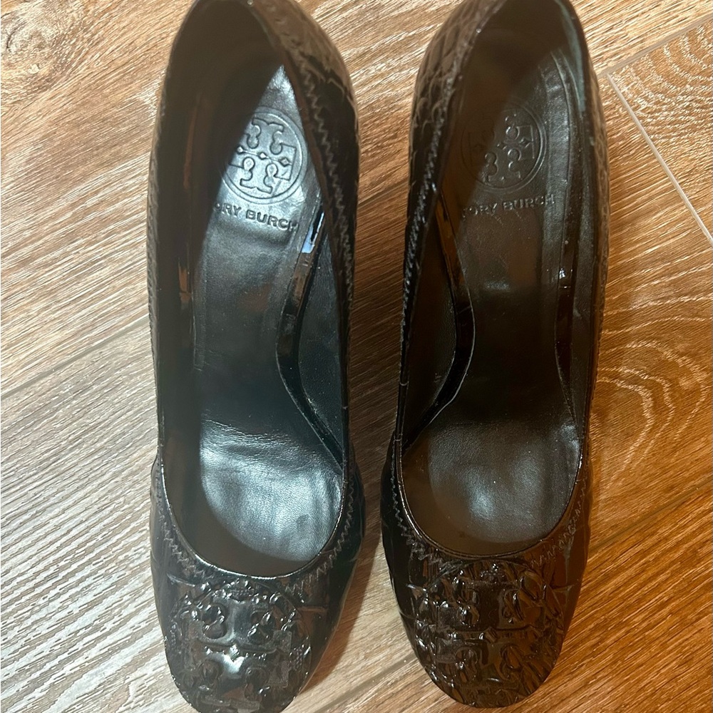 Tory Burch Black Crocodile Patent Leather Women's Shoes Size 9